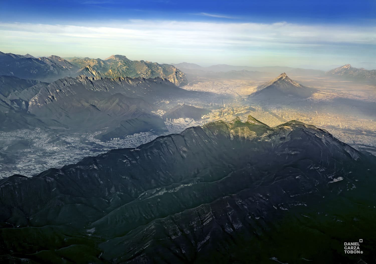 la ciudad de las montañas